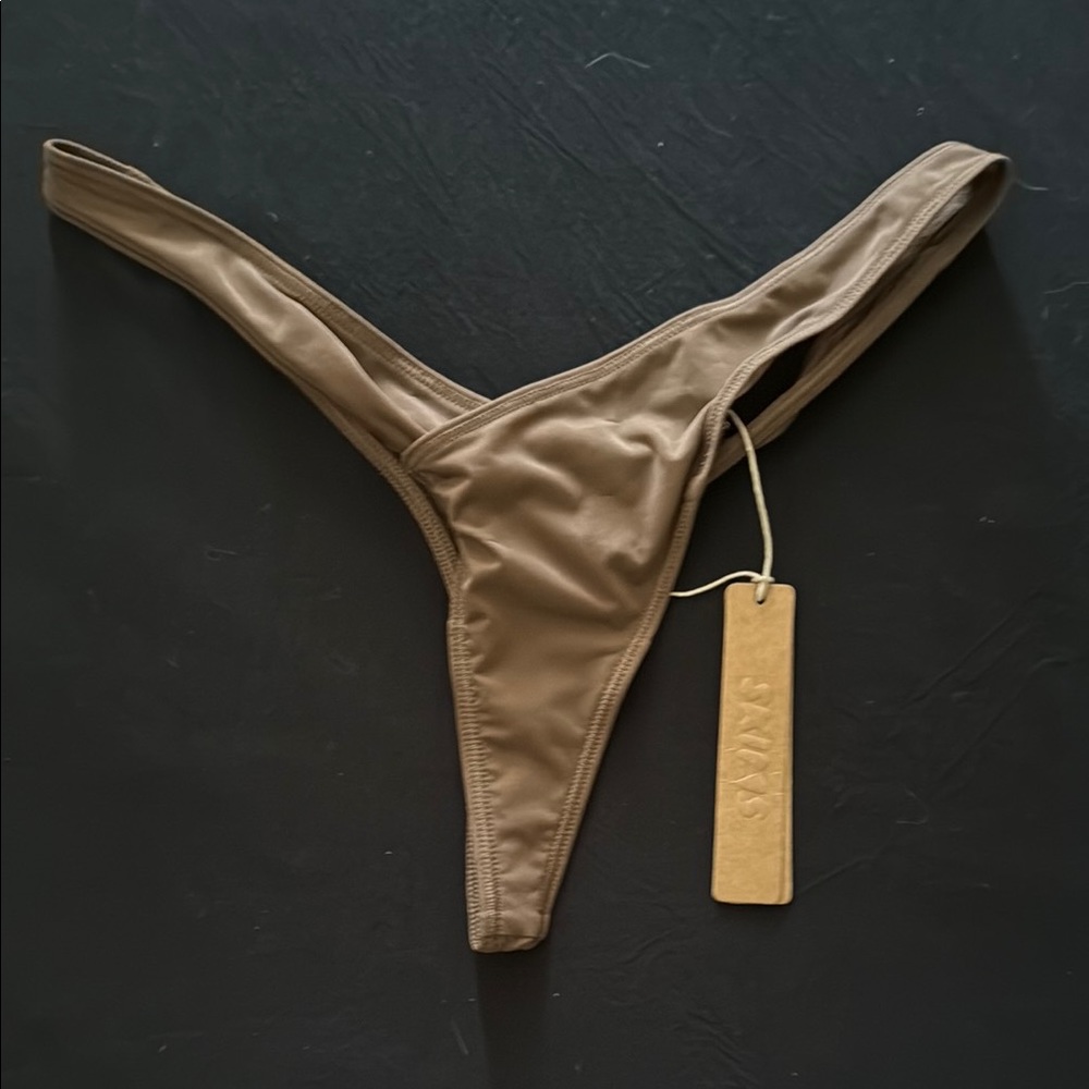 SKIMS Brown Thongs